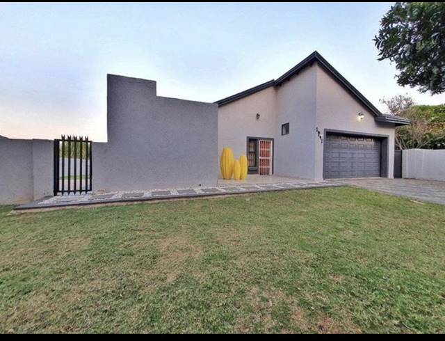 3 BEDROOM HOUSE FOR SALE IN MONTANA PARK